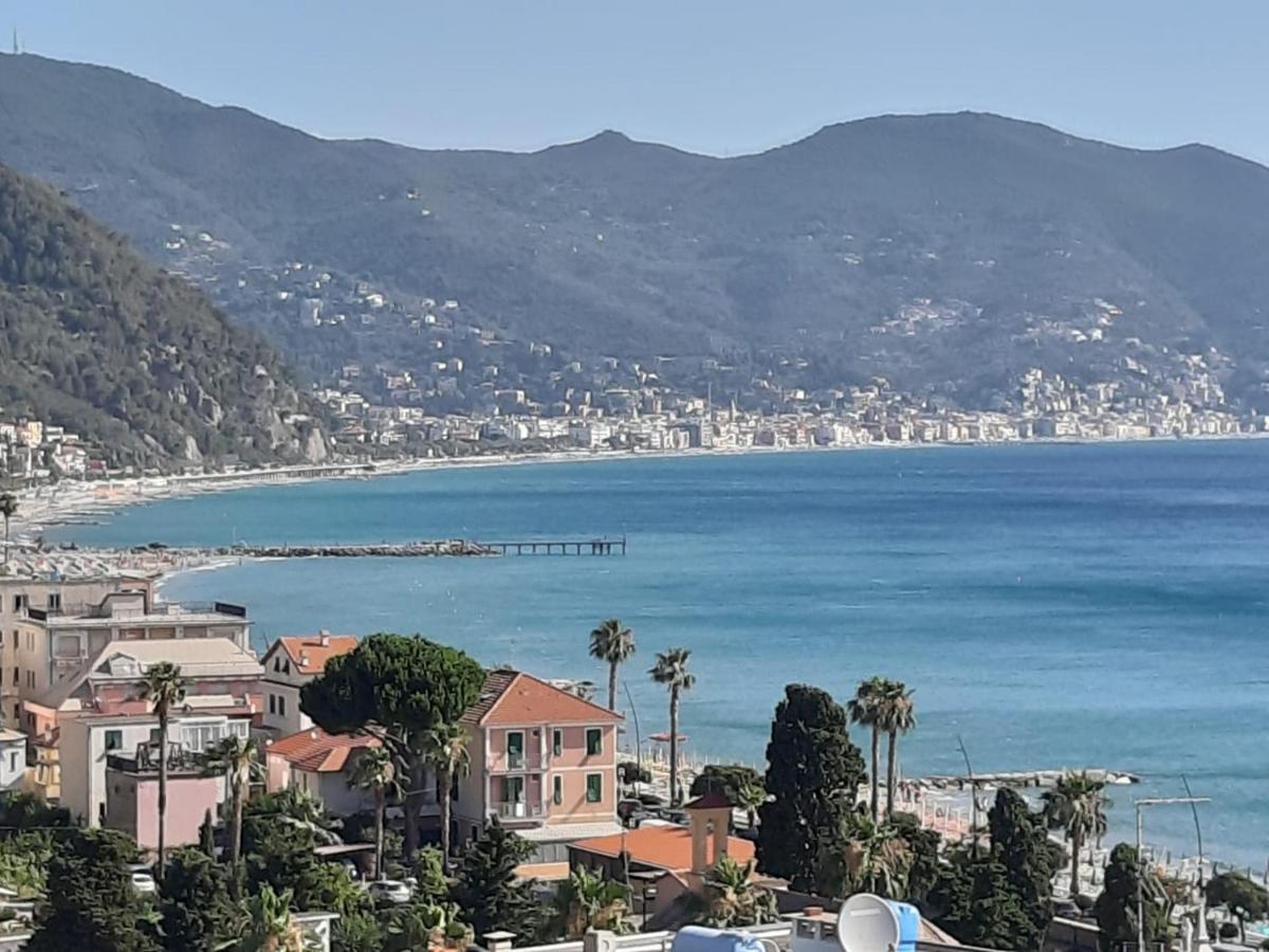 ライグエーリア Spectacular Sea View - 3 Minutes Walk From The Seaヴィラ エクステリア 写真